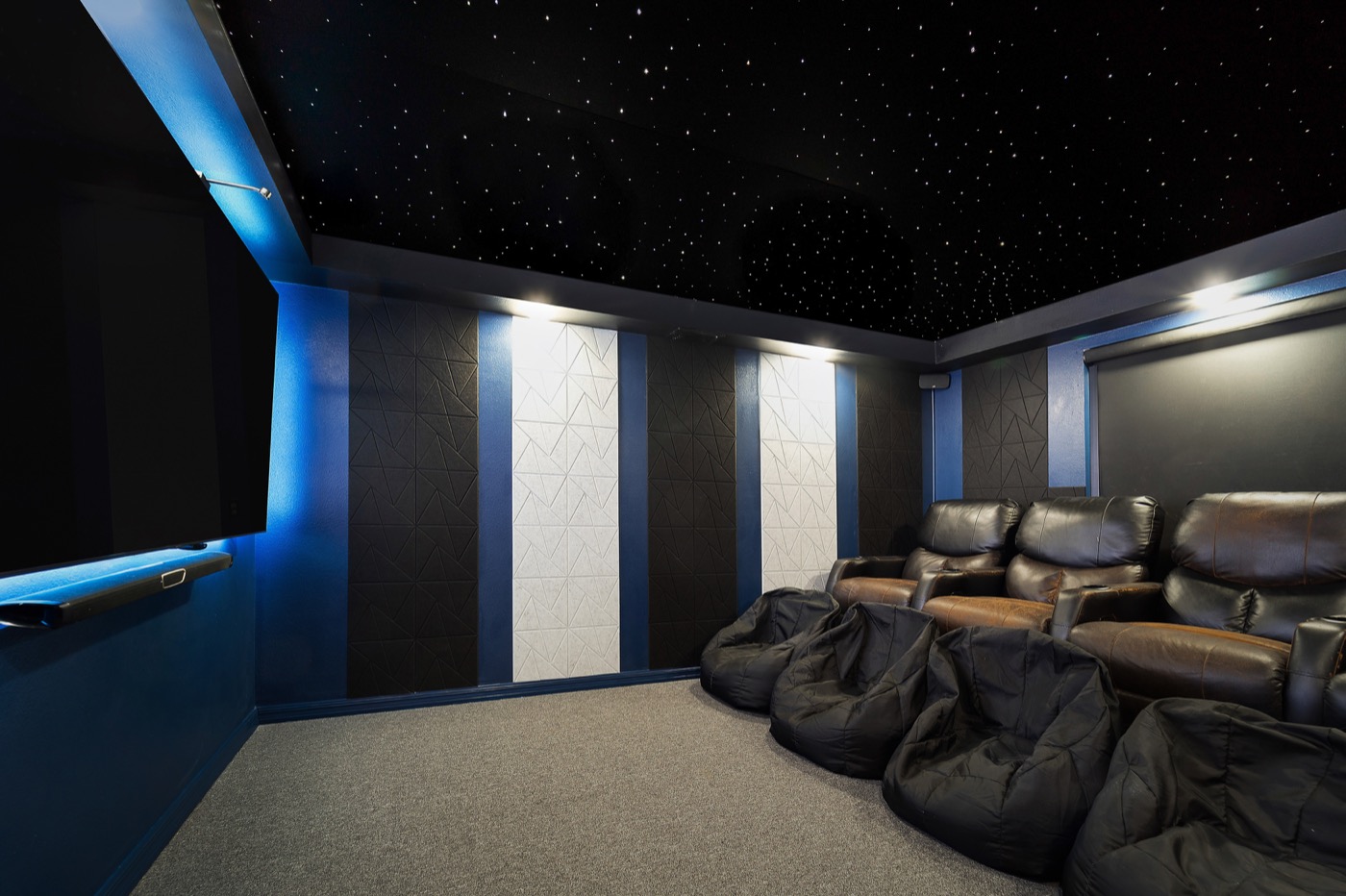 StarLight Movie Theater with fiber optic ceiling, leather recliners and bean bags